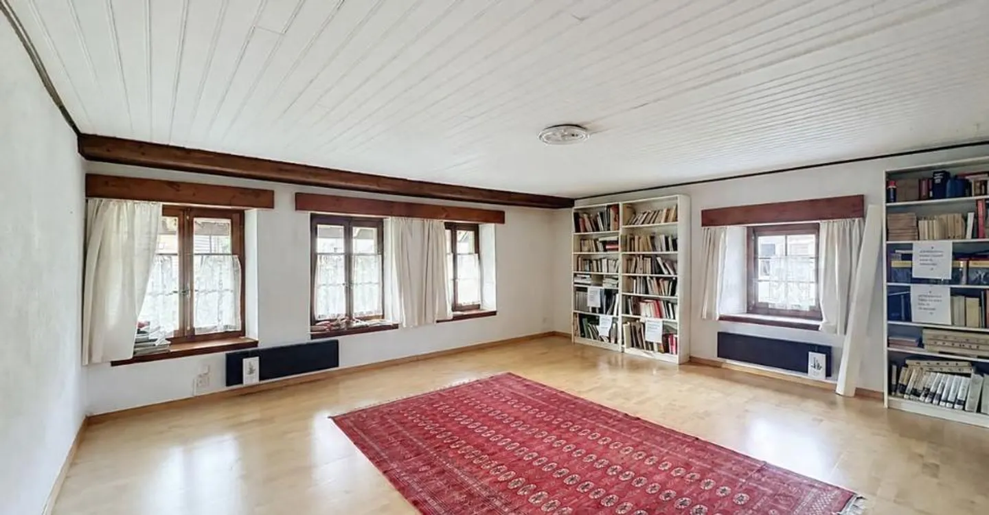 Rare opportunity in Villars-Mendraz, a property to reinvent - Photo 8 of 8