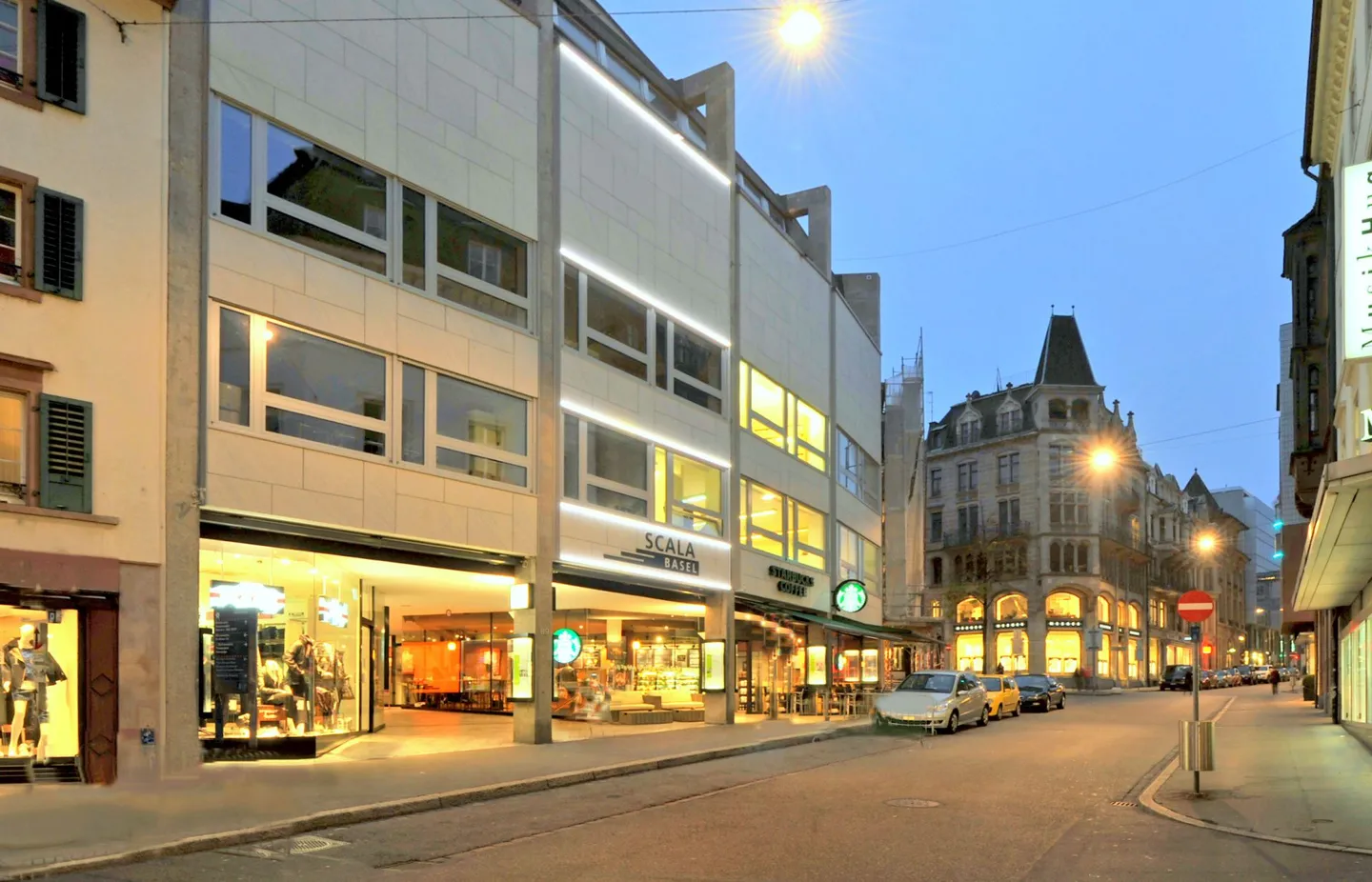 Spazio commerciale in una posizione centrale - Foto 1 di 5