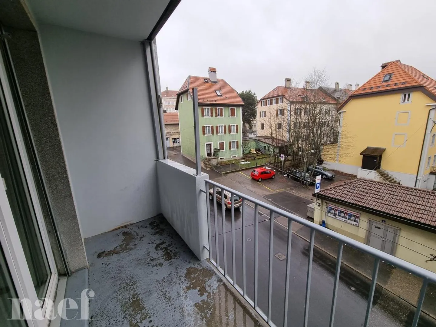 4 Zimmer kürzlich renoviert in der Nähe des Zentrums mit Balkon - Foto 13 von 13