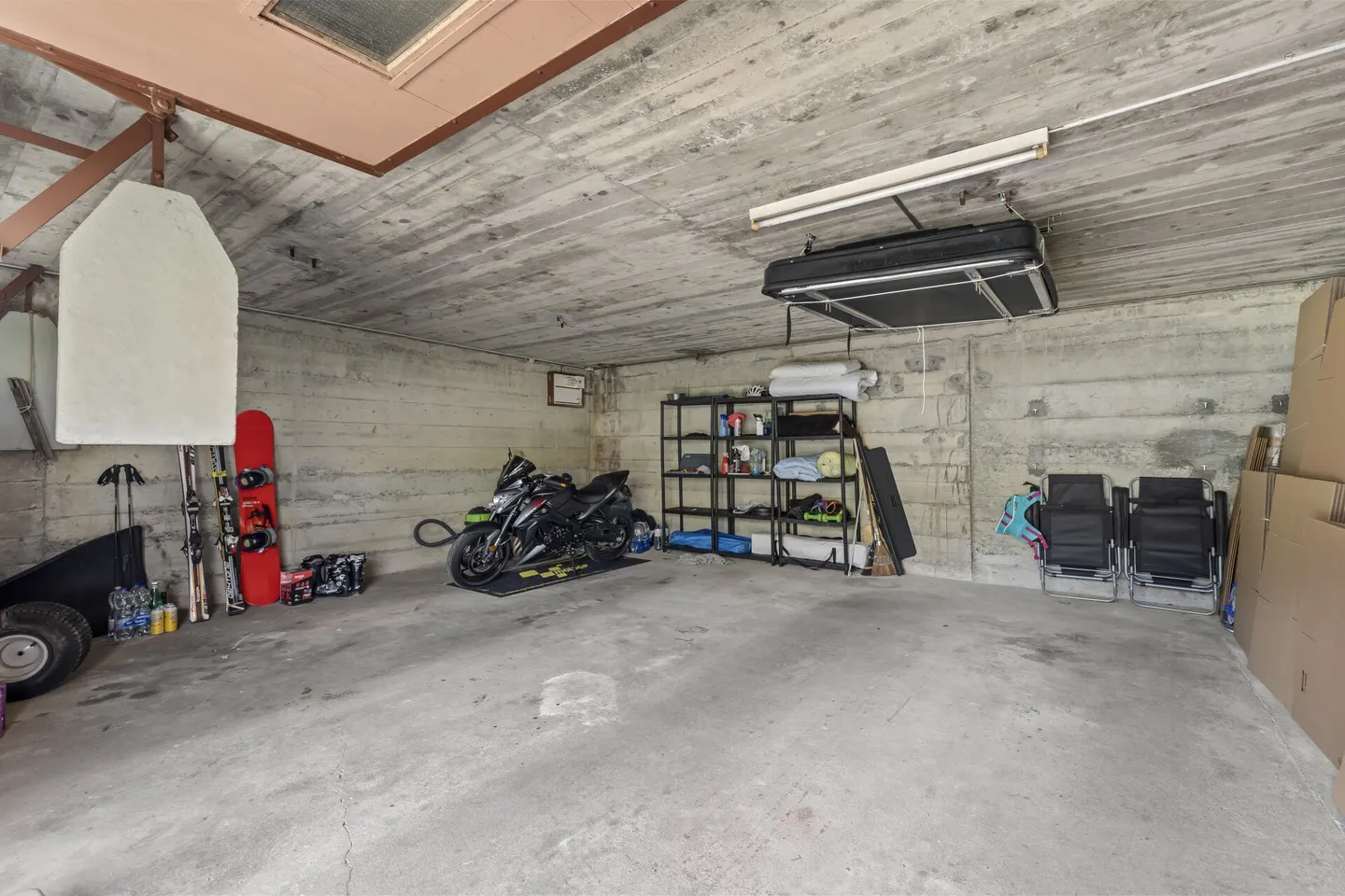 Everything under 2 roofs - Photo 34 of 34