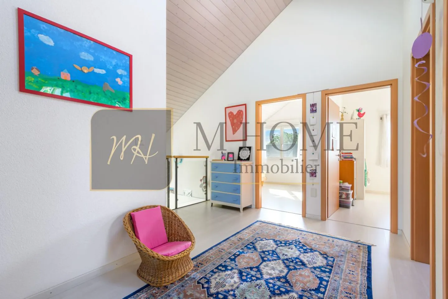 Trélex - Exclusivity! Detached house with pool, quiet residential area, train station within walking distance, west-facing - Photo 9 of 13