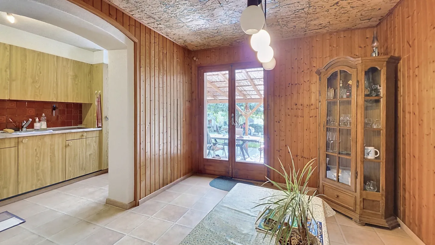 Maison villageoise de 8 pces à Villeneuve / FR - Photo 16 sur 23