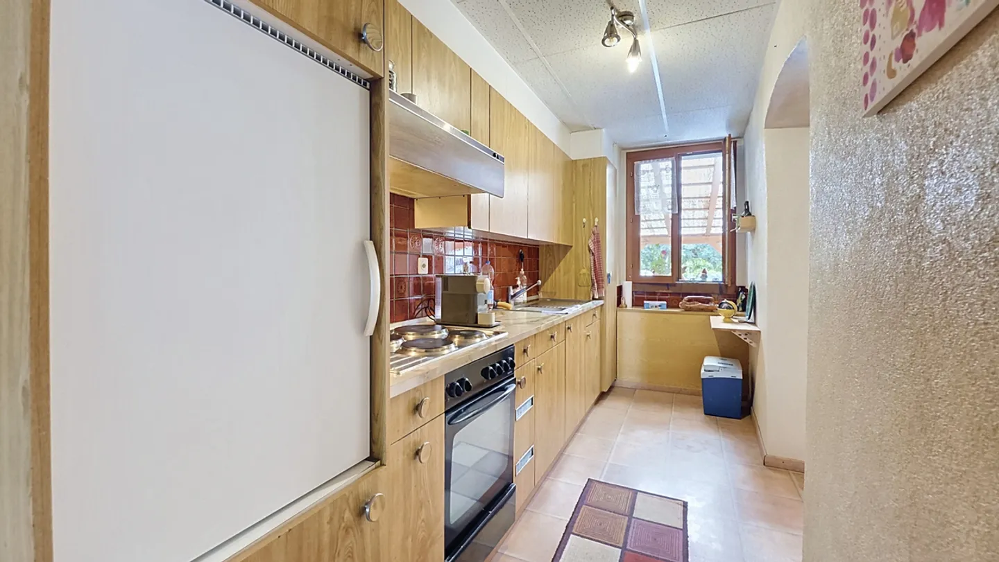 Maison villageoise de 8 pces à Villeneuve / FR - Photo 17 sur 23