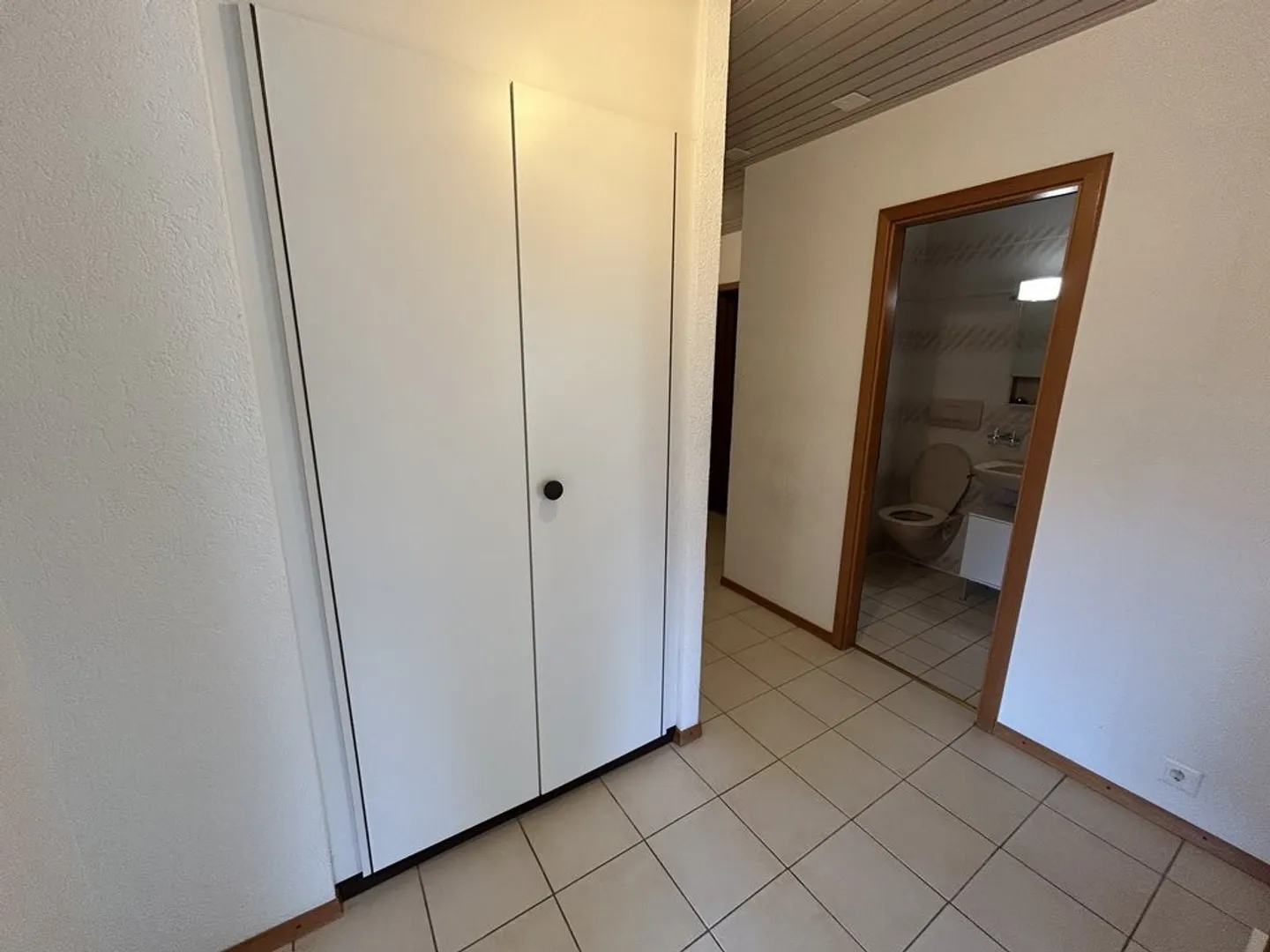Appartamento di due e mezzo locali in affitto a Renens - Foto 2 di 8