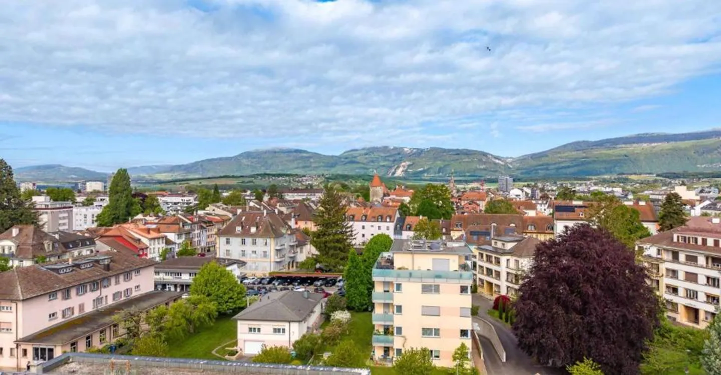 Außergewöhnliche Büros in einem privaten Turm mit 360°-Aussicht - Foto 5 von 10
