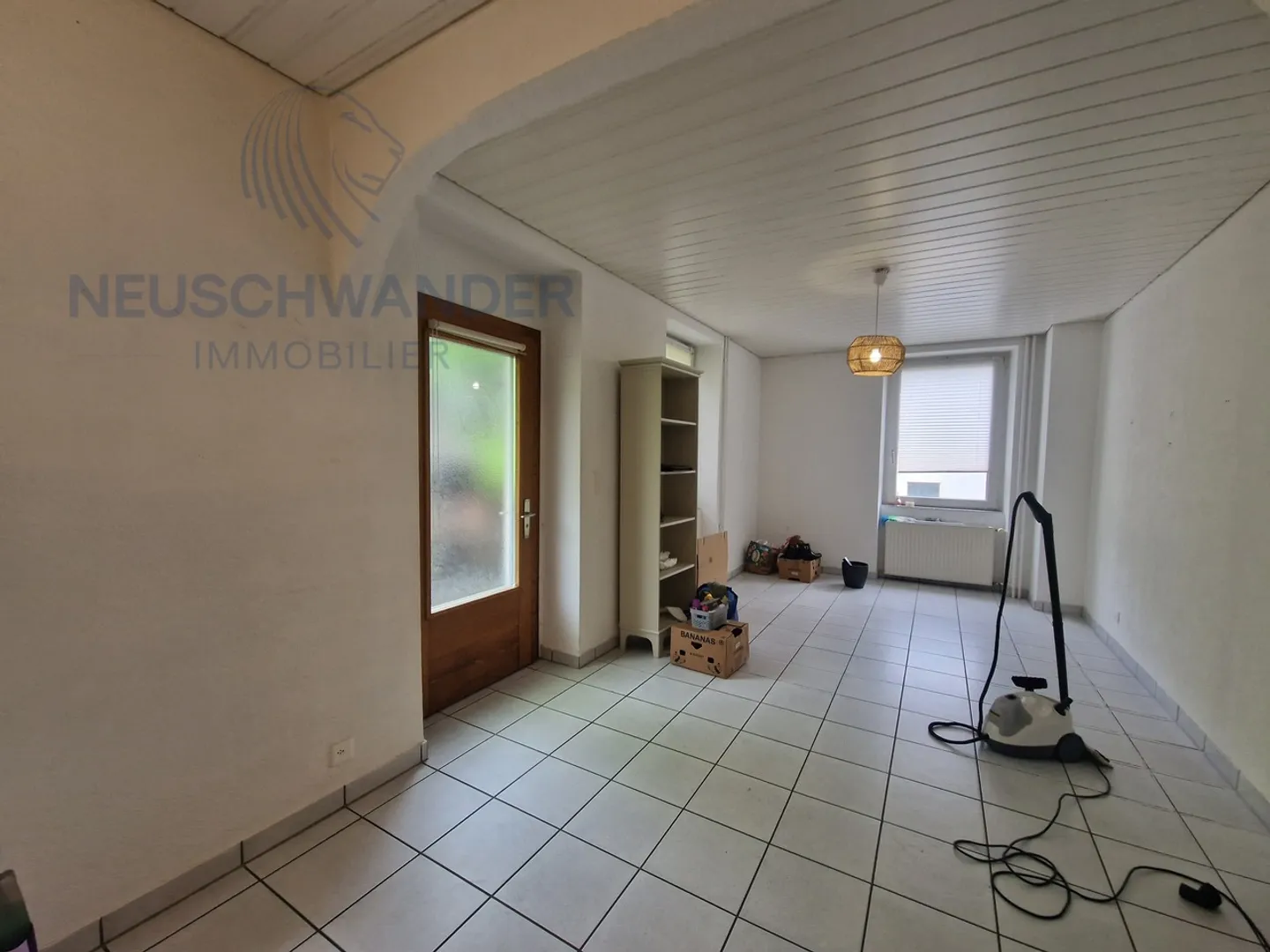 Wohngebäude 10,5 Zimmer - Foto 3 von 13