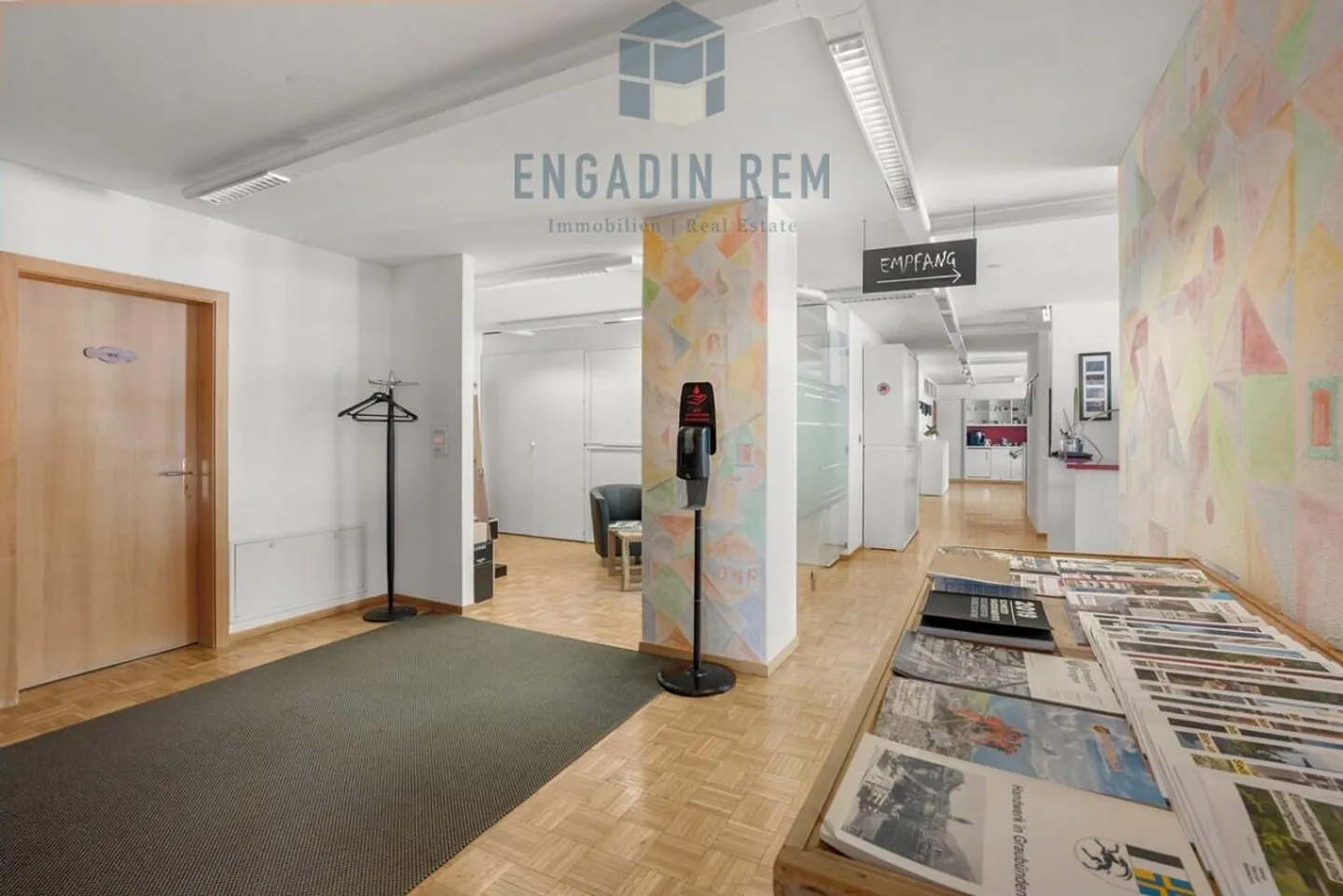 Espace de bureau ou appartement d'étage avec potentiel de développement - Photo 2 sur 7