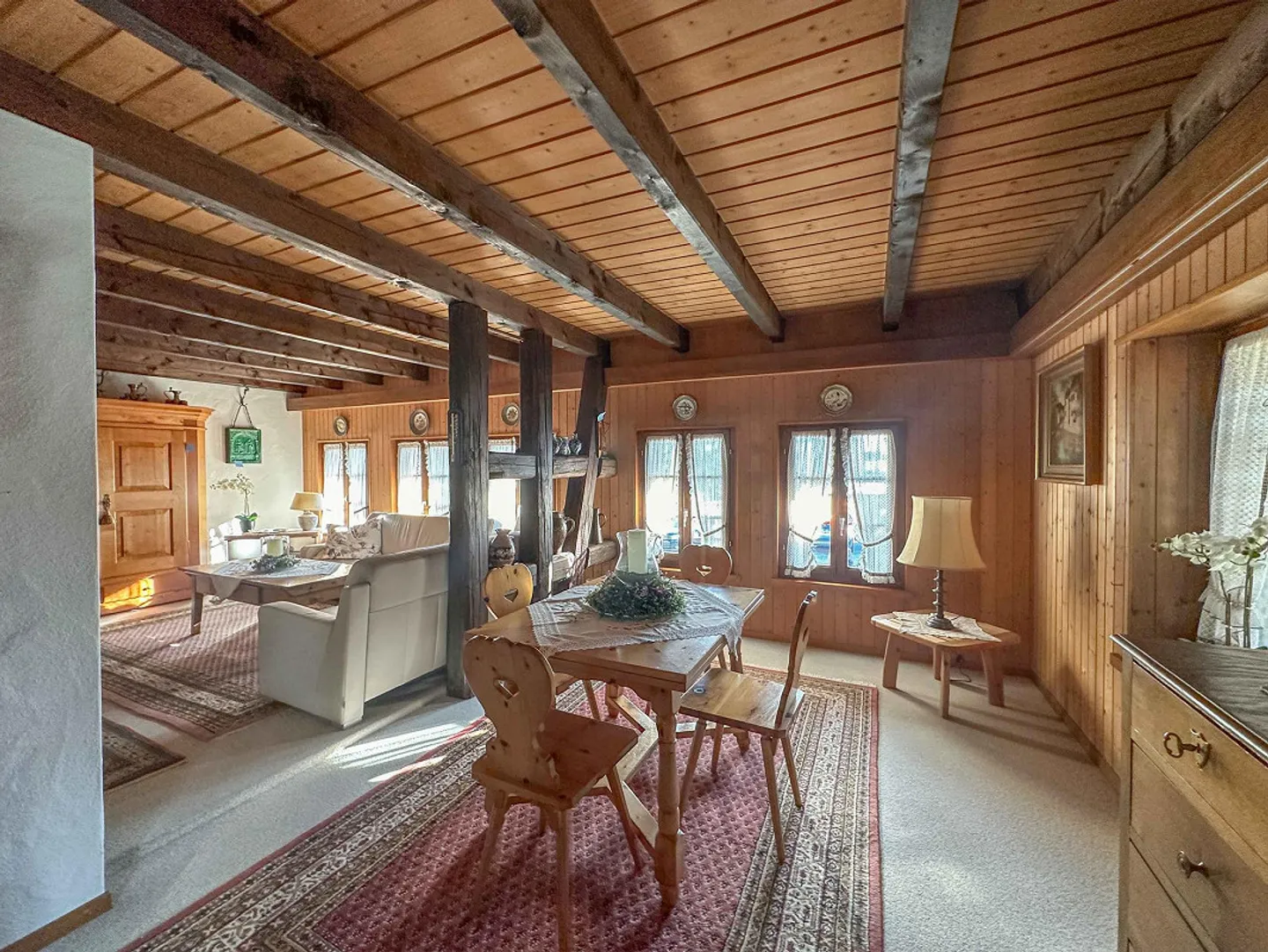 Attractive two-family house with development potential in the heart of... - Photo 5 of 7