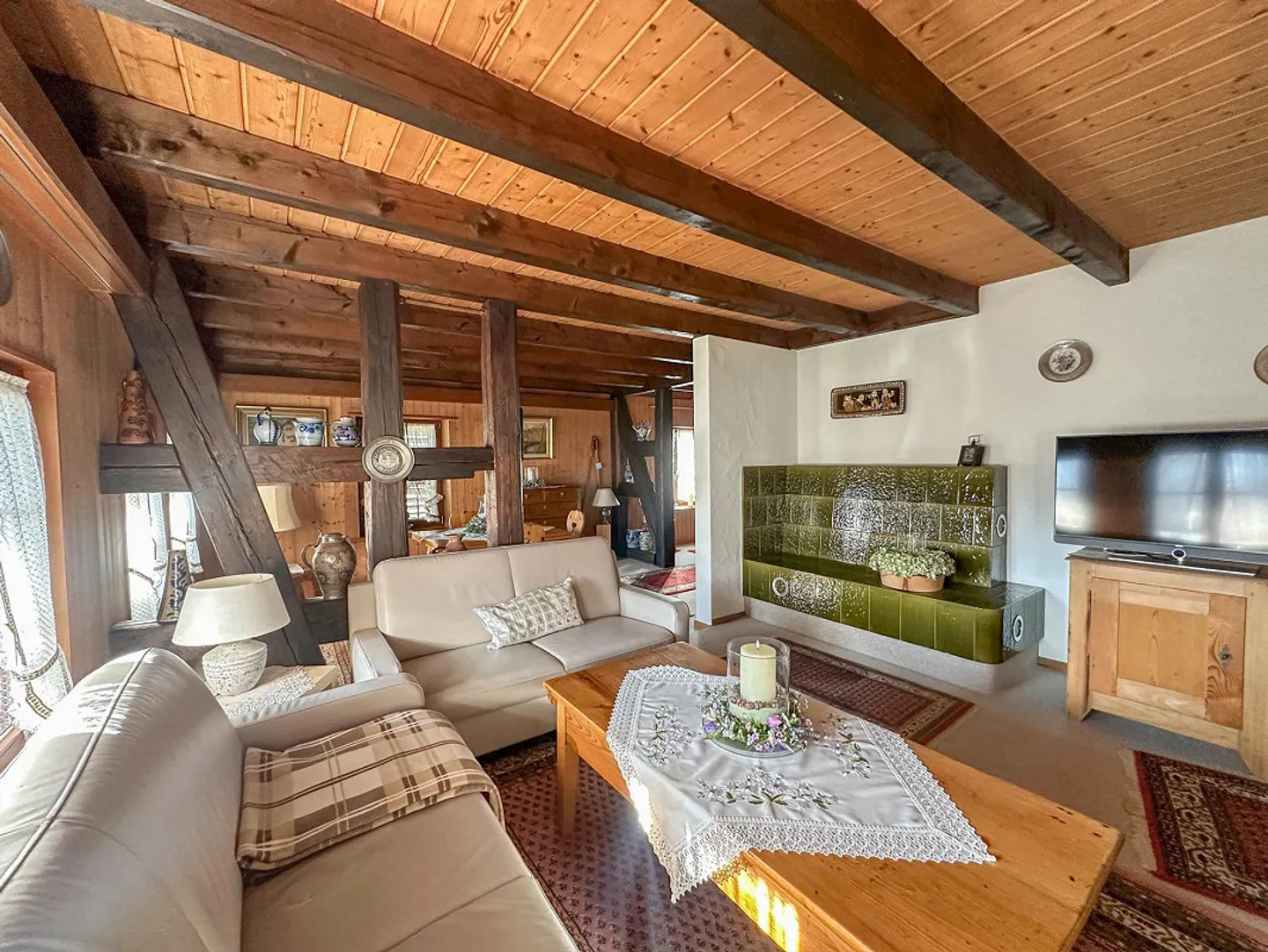 Attractive two-family house with development potential in the heart of... - Photo 6 of 7