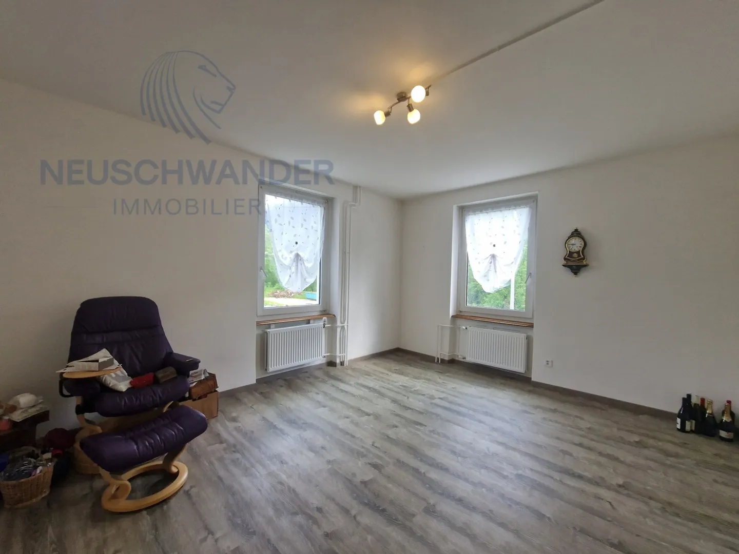 Wohngebäude 10,5 Zimmer - Foto 9 von 13