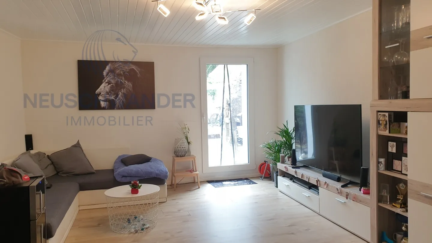 Residential building for sale - Photo 17 of 25