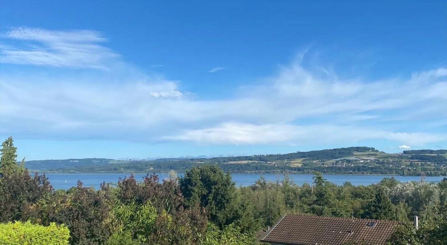 4.5 Room Apartment in Yverdon-les-Bains - Photo 2 of 6