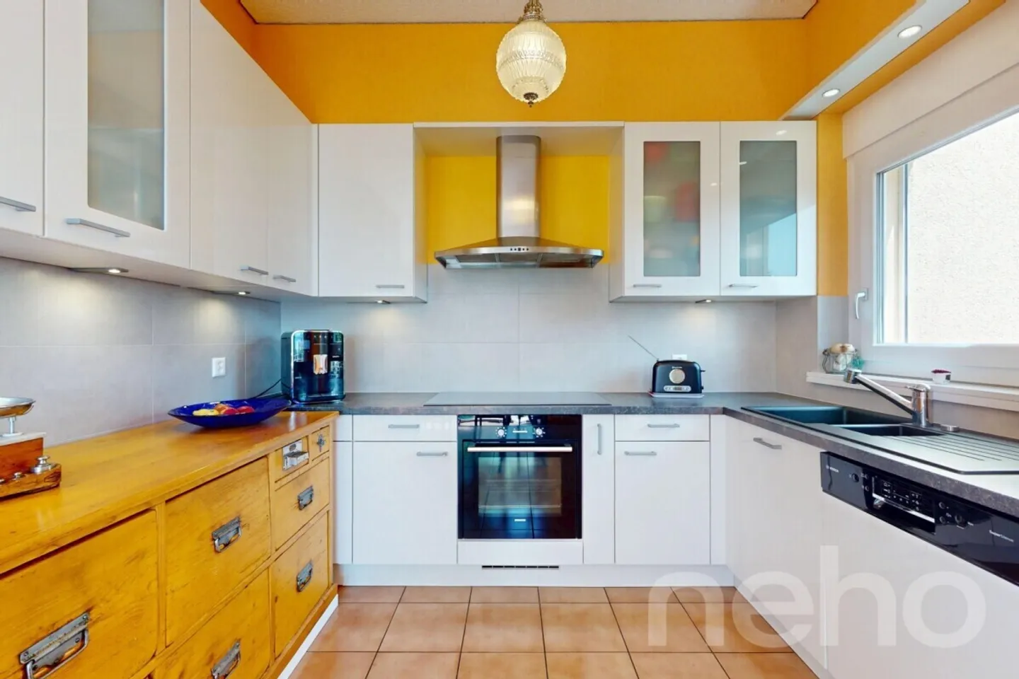 Casa familiare con due appartamenti e grande giardino paesaggistico - Foto 7 di 13