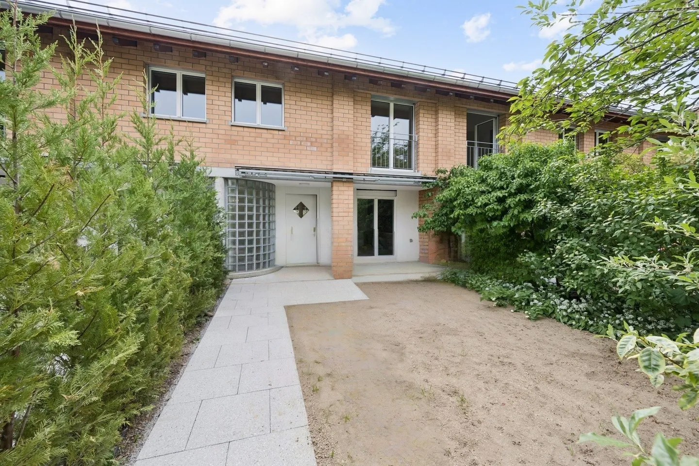 Première occupation après rénovation - Appartement en duplex avec espace de jardin - Photo 12 sur 12