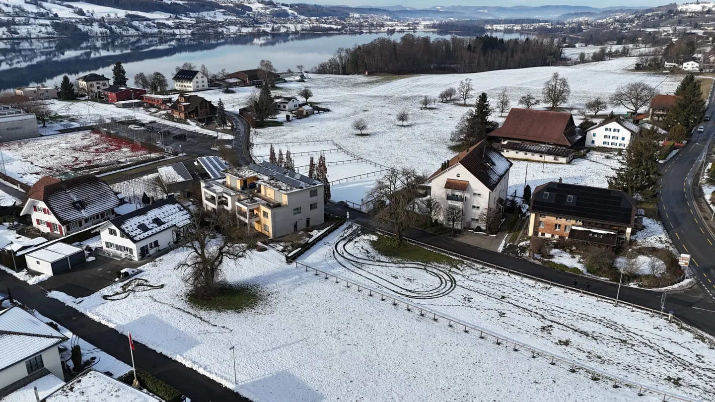 Exclusive building plot in Meisterschwanden - Live where others vacation - Photo 3 of 7