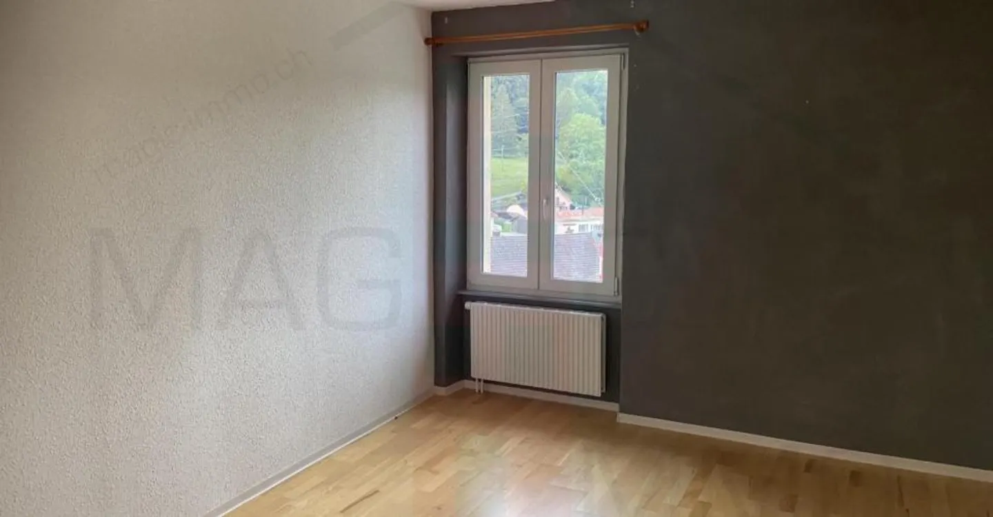 Appartement lumineux avec terrasse à Fontenais - Foto 6 von 8