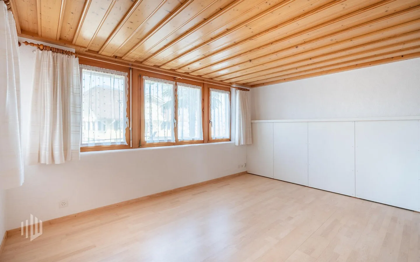 Charmantes Einfamilienhaus mit Seeblick - Foto 7 von 13