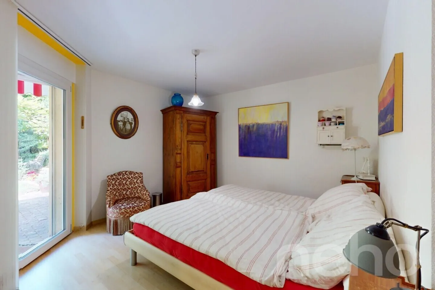 Casa familiare con due appartamenti e grande giardino paesaggistico - Foto 11 di 13
