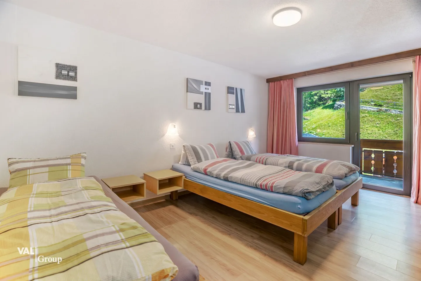 Charming multi-family house with second home status in a central location - Photo 7 of 24