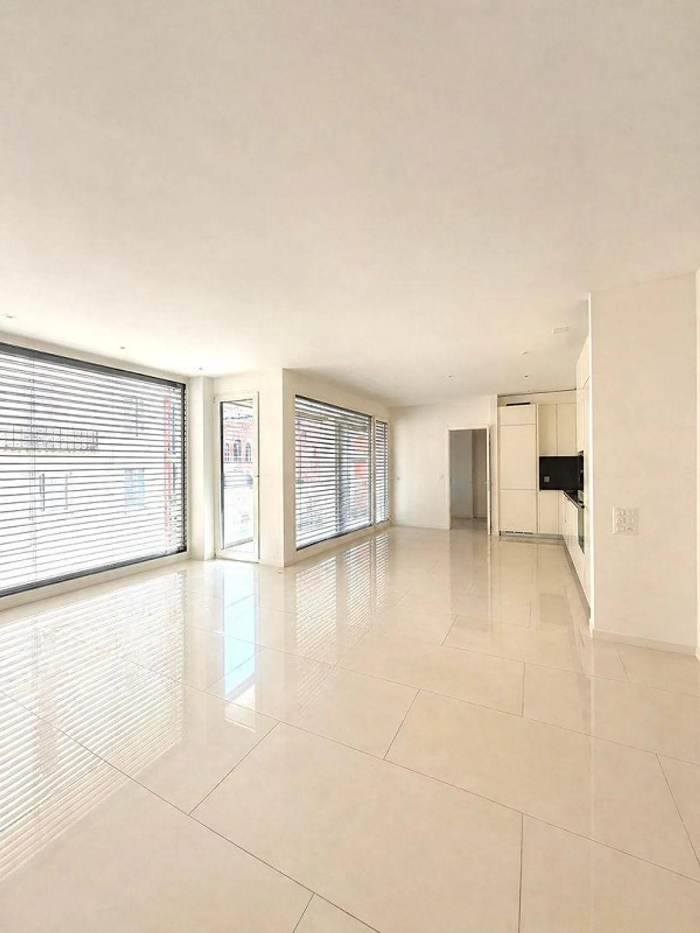 Élégant appartement 3,5 pièces à Lugano - Photo 1 sur 9