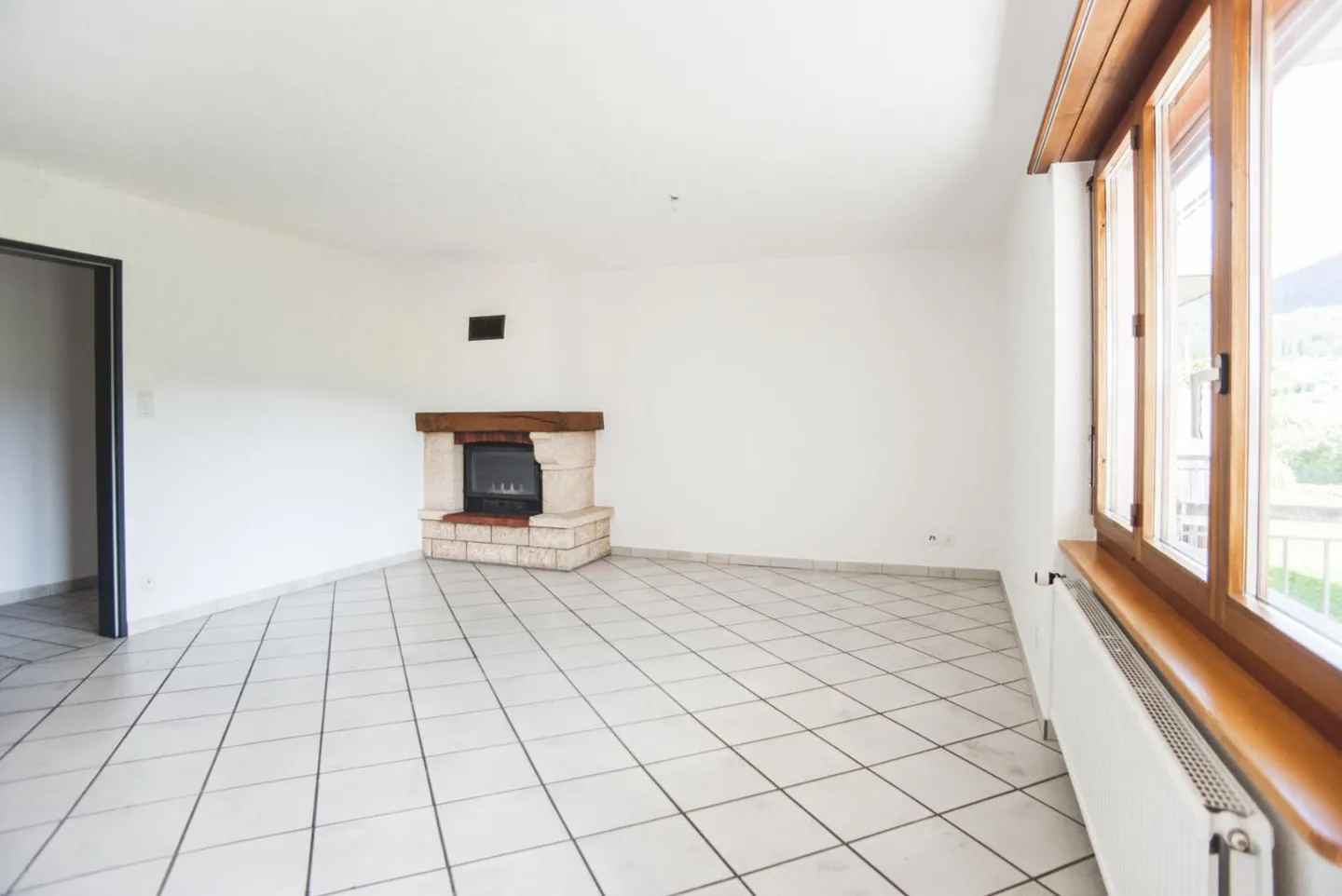 4.5 Room Apartment on the Ground Floor - Photo 4 of 11