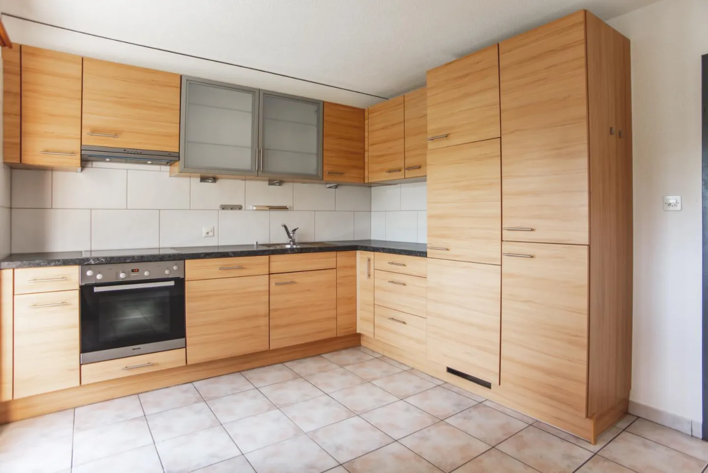 4.5 Room Apartment on the Ground Floor - Photo 8 of 11