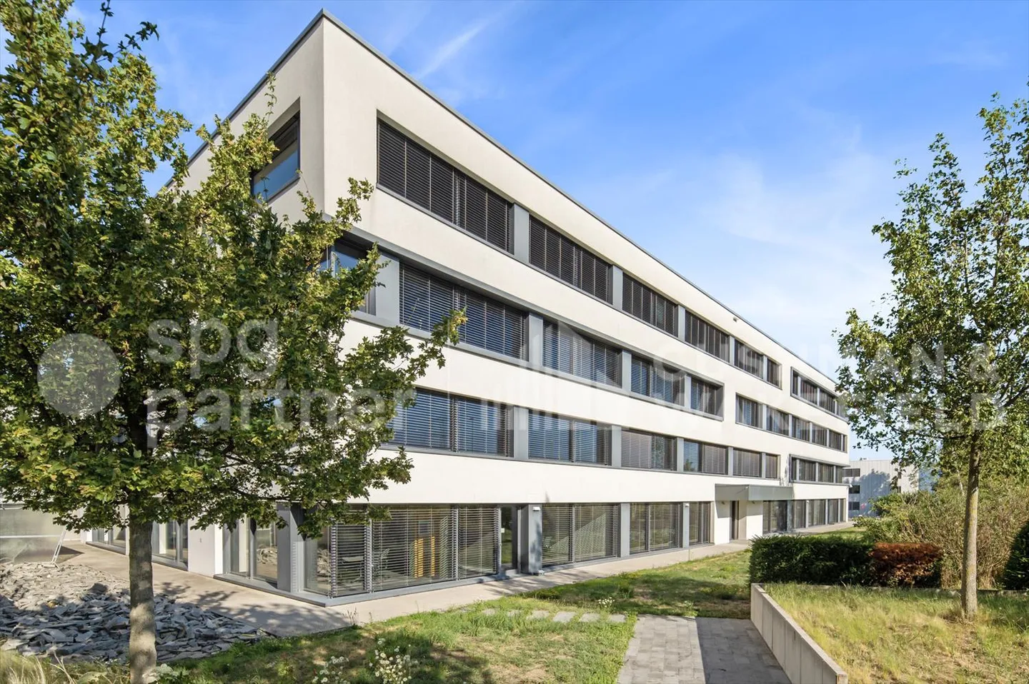 Spazi per uffici di alta gamma, divisibili e attrezzati - Foto 1 di 12