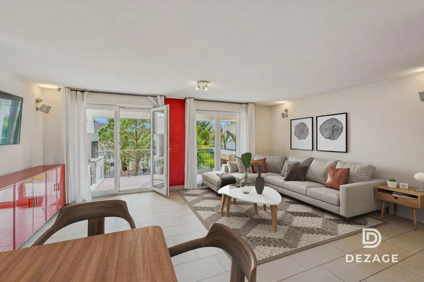 Bright duplex just steps from urban centers - Photo 4 of 13