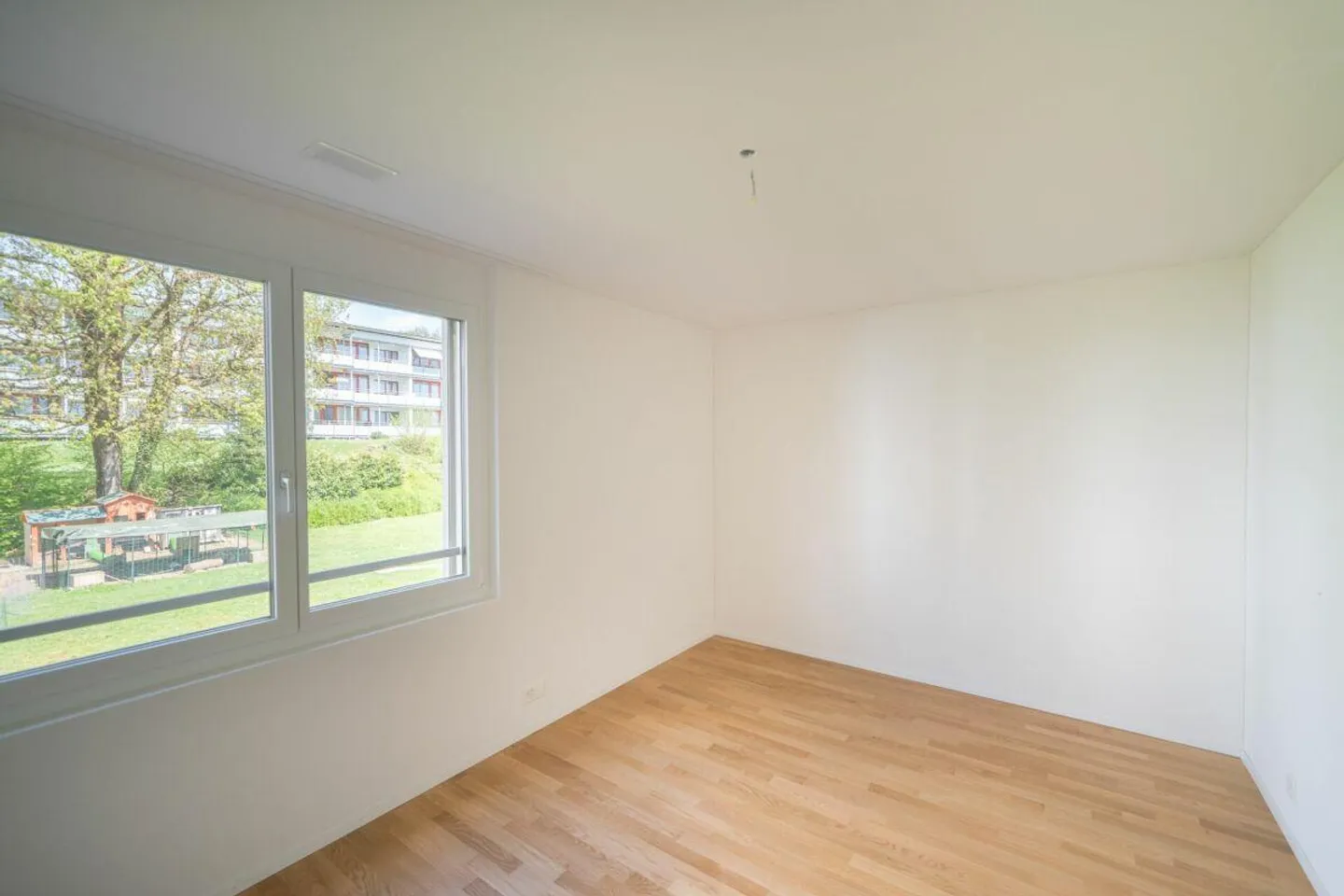 First occupancy: Exclusive 5.5 room new apartment - Photo 16 of 21