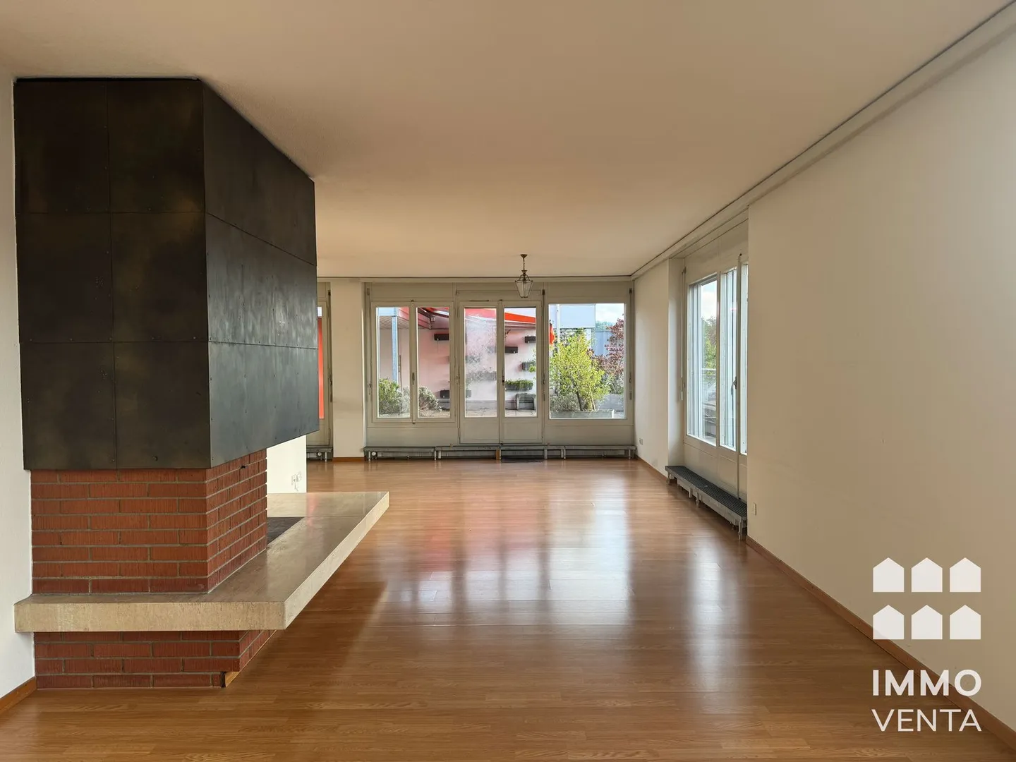 Appartement penthouse exclusif de 6,5 pièces avec terrasse sur le toit à Berne - Photo 3 sur 17