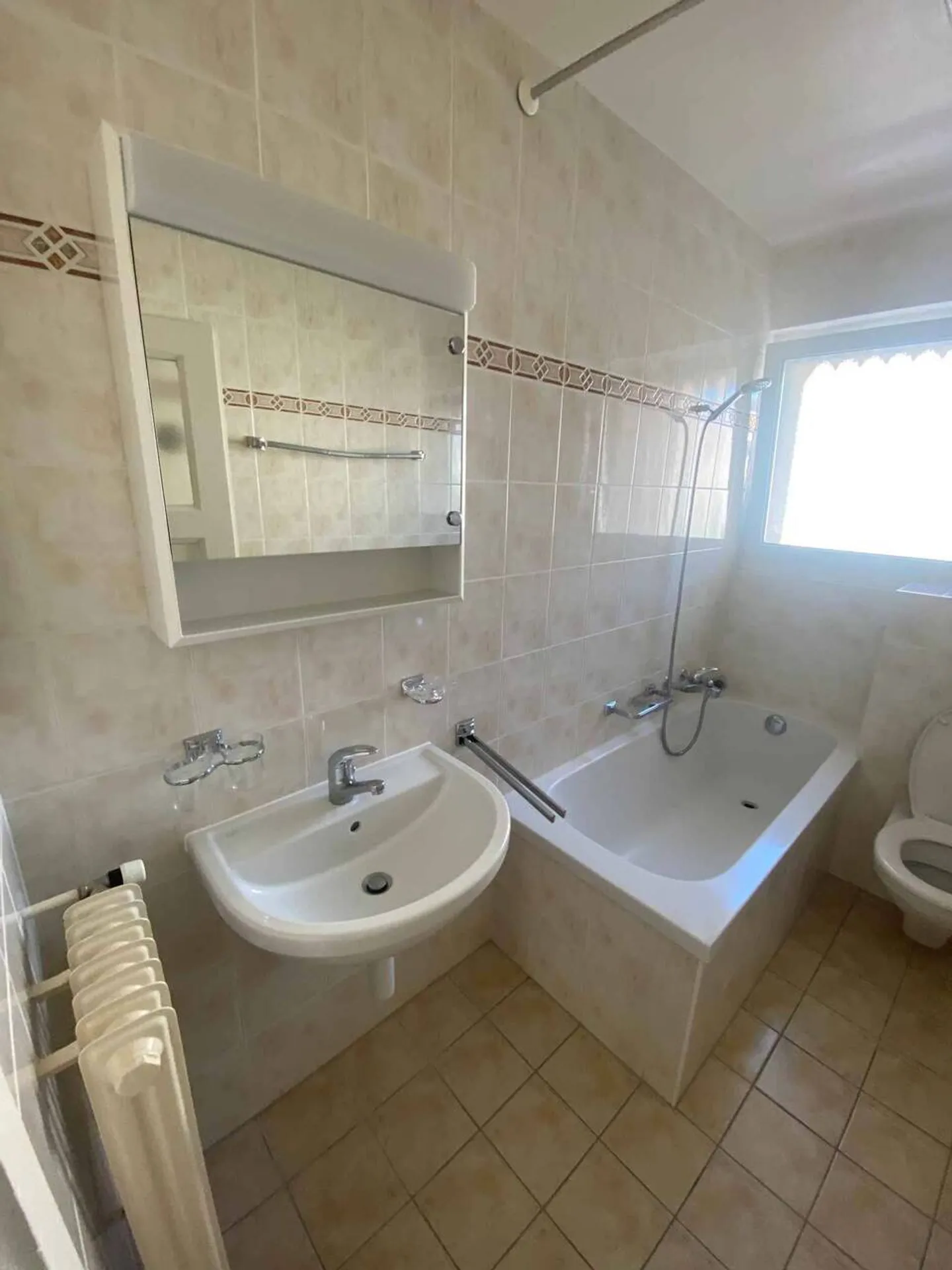 Charmant appartement 3,5 pièces - Photo 9 sur 13