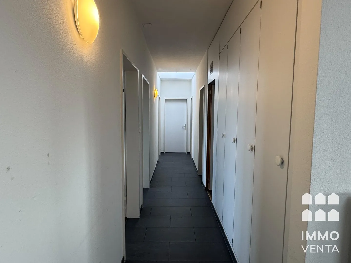 Appartement penthouse exclusif de 6,5 pièces avec terrasse sur le toit à Berne - Photo 6 sur 17