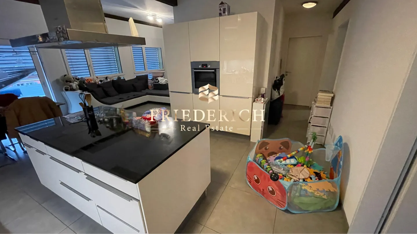 Zenrales Living - Photo 1 of 5