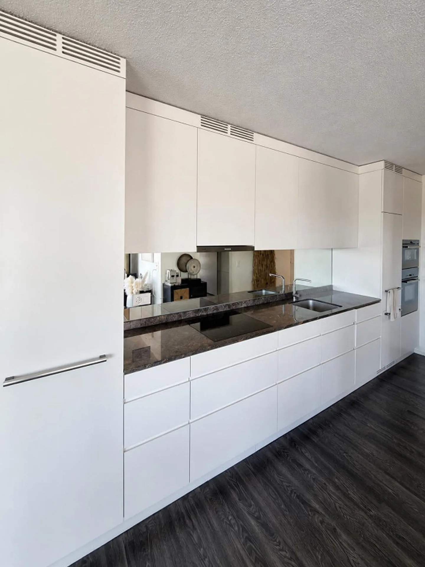 Helle 3.5-Zimmer-Dachwohnung mit 80 m² Dachterrasse in Bremgarten - Photo 5 of 10