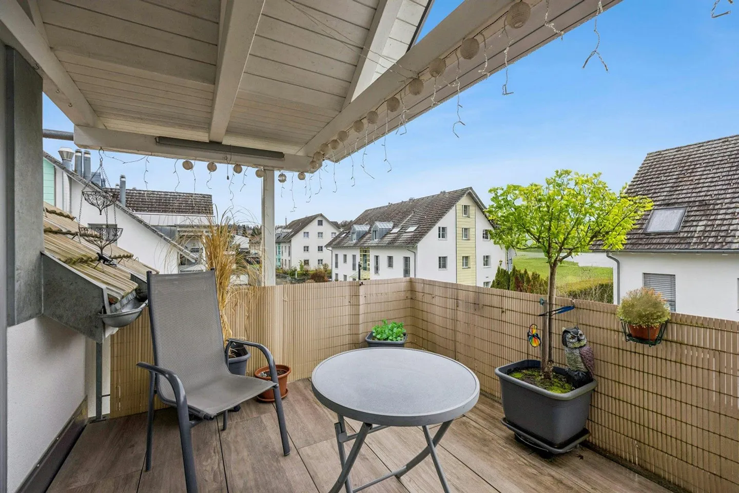 5.5-Room Maisonette Apartment - Plenty of Space, Plenty of Light, Plenty of Home - Photo 11 of 13