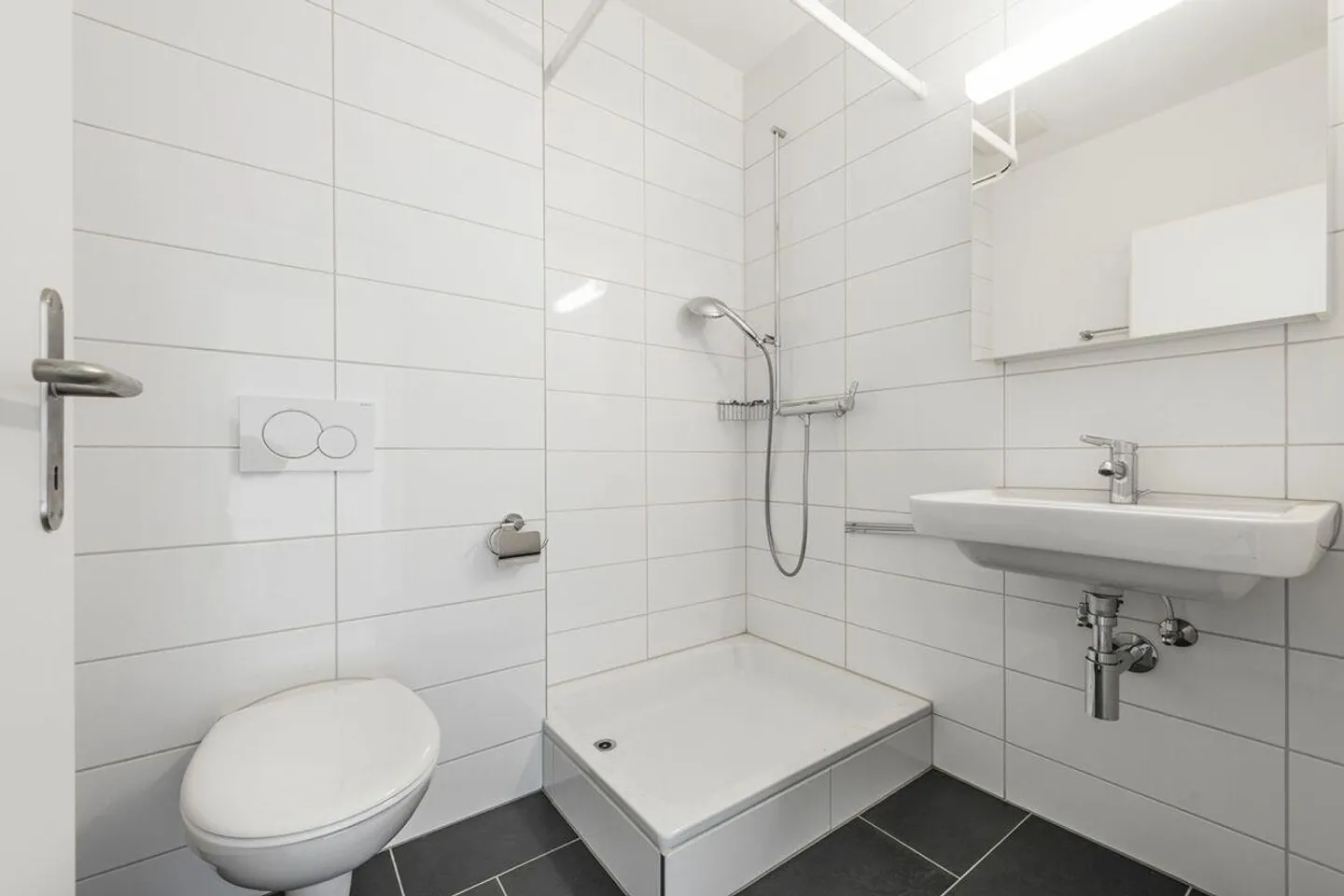 Breathtaking Apartment in High Location - Photo 10 of 13