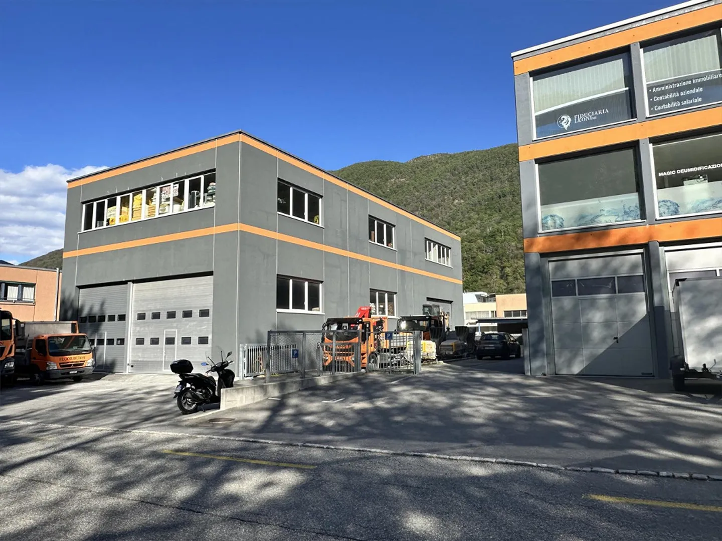 2 neue Verwaltungs- und Handwerksgebäude in Mezzovico - Foto 4 von 8