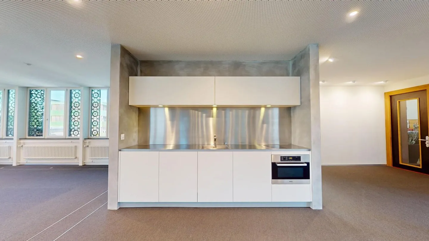 Attractive office space in the best location in the center of Affoltern a. A. - Photo 3 of 6