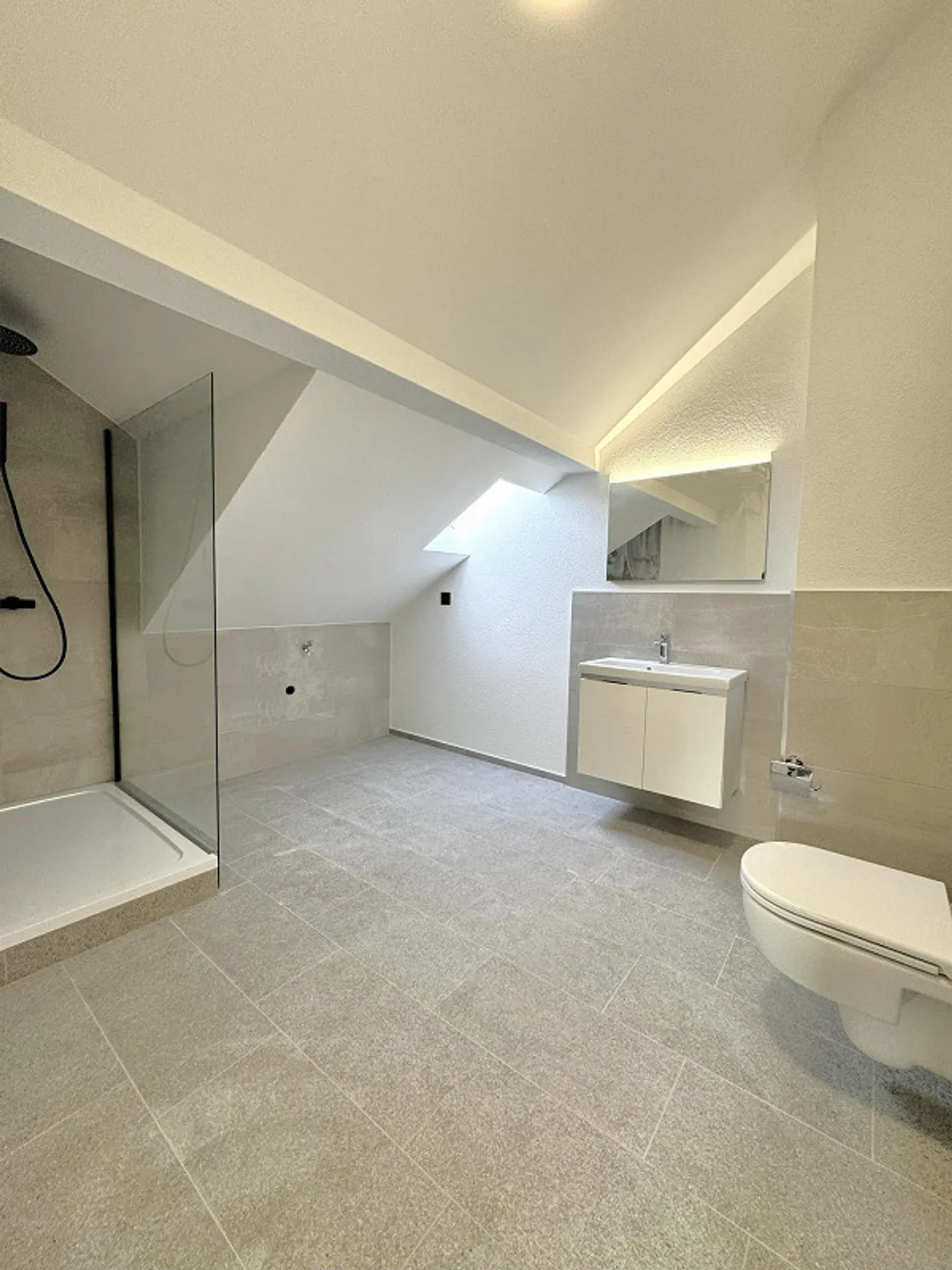 Prima locazione dopo ristrutturazione completa - Foto 1 di 6