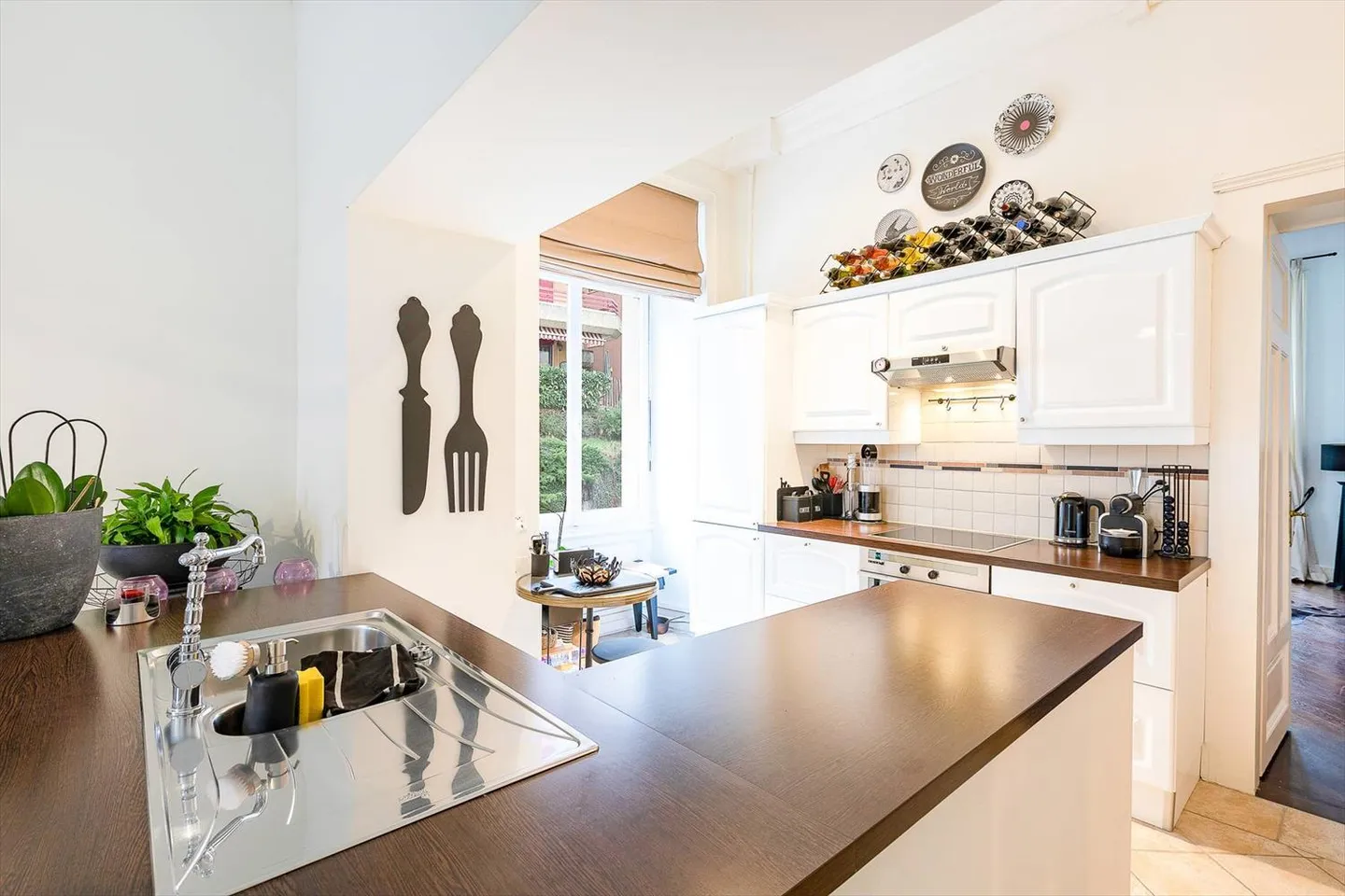 Magnifique appartement de 3,5 pièces de 98 m2 - Élégance de l'époque - Photo 7 sur 11