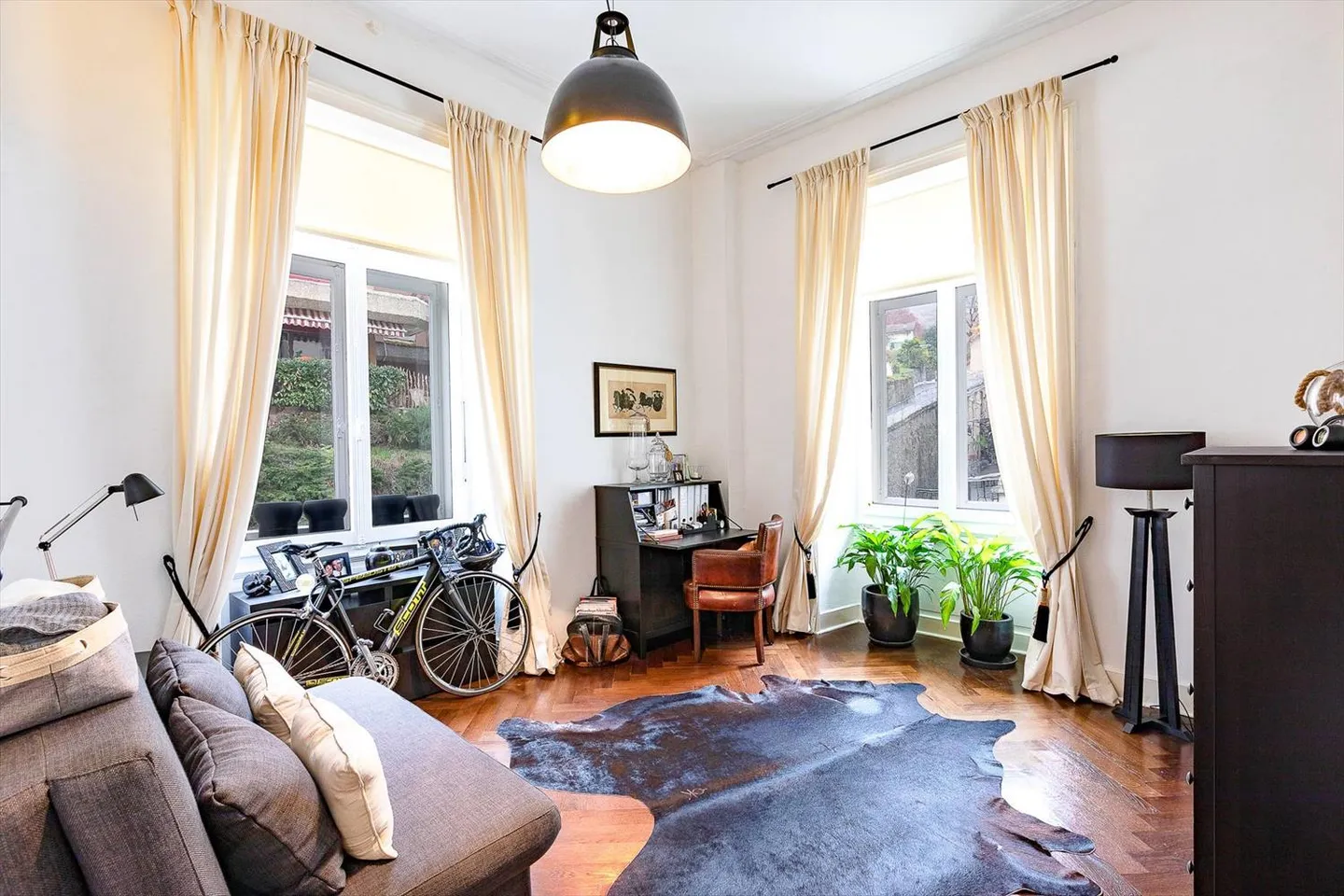 Magnifique appartement de 3,5 pièces de 98 m2 - Élégance de l'époque - Photo 5 sur 11