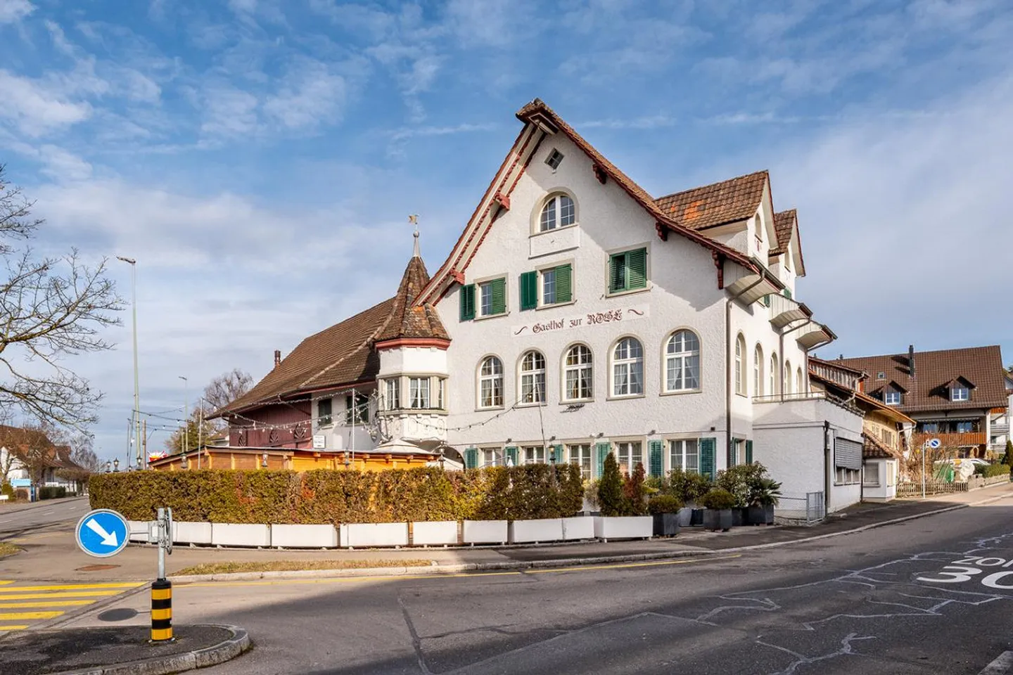 Historical Inn with Exciting Residential Development Potential in the Center of Bachenbülach - Photo 2 of 12
