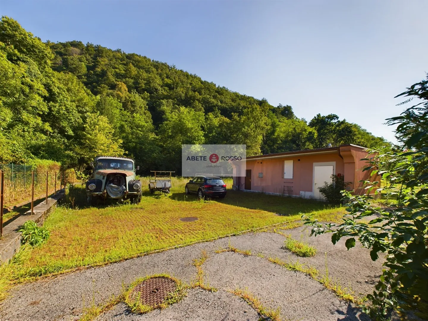 Casa con ufficio doganale per piccolo complesso residenziale o immobile redditizio a Malcantone - Foto 3 di 21