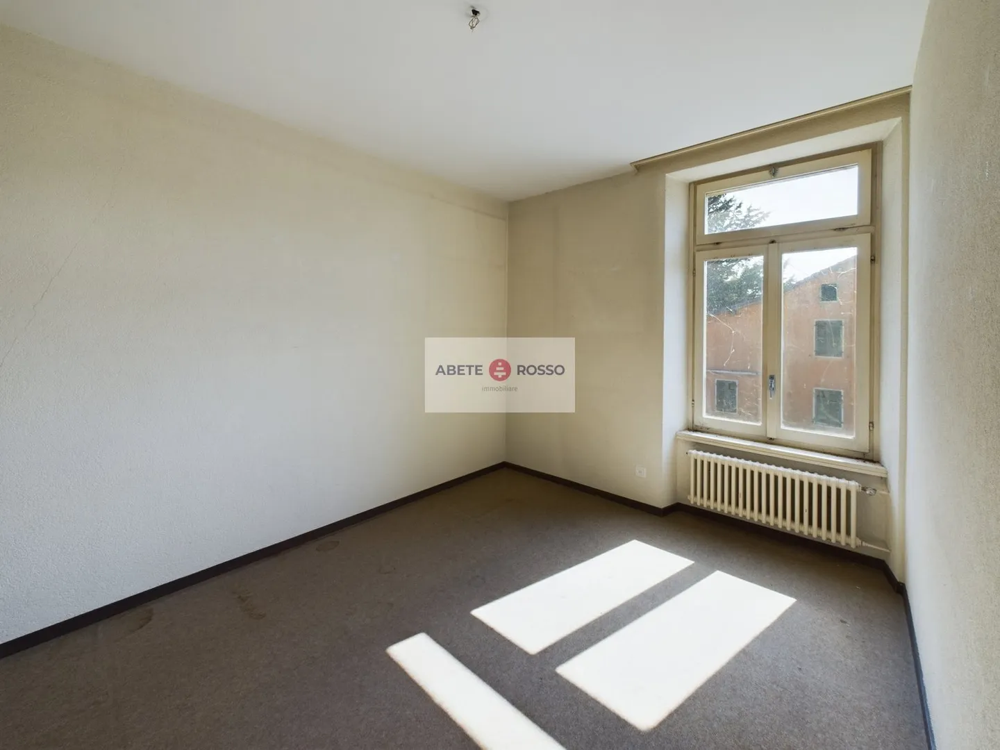 Casa con ufficio doganale per piccolo complesso residenziale o immobile redditizio a Malcantone - Foto 6 di 21