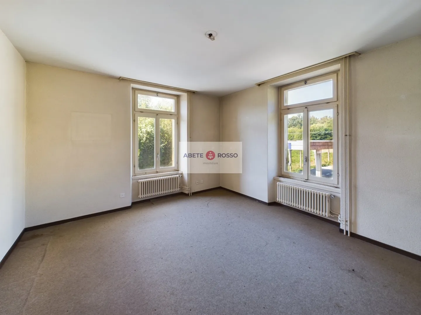 Casa con ufficio doganale per piccolo complesso residenziale o immobile redditizio a Malcantone - Foto 9 di 21