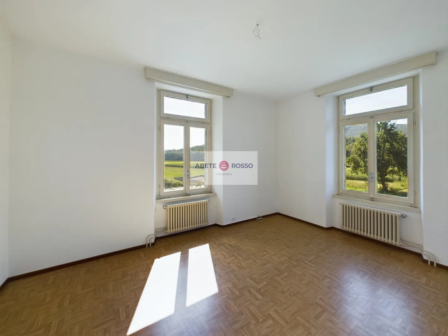 Casa con ufficio doganale per piccolo complesso residenziale o immobile redditizio a Malcantone - Foto 16 di 21