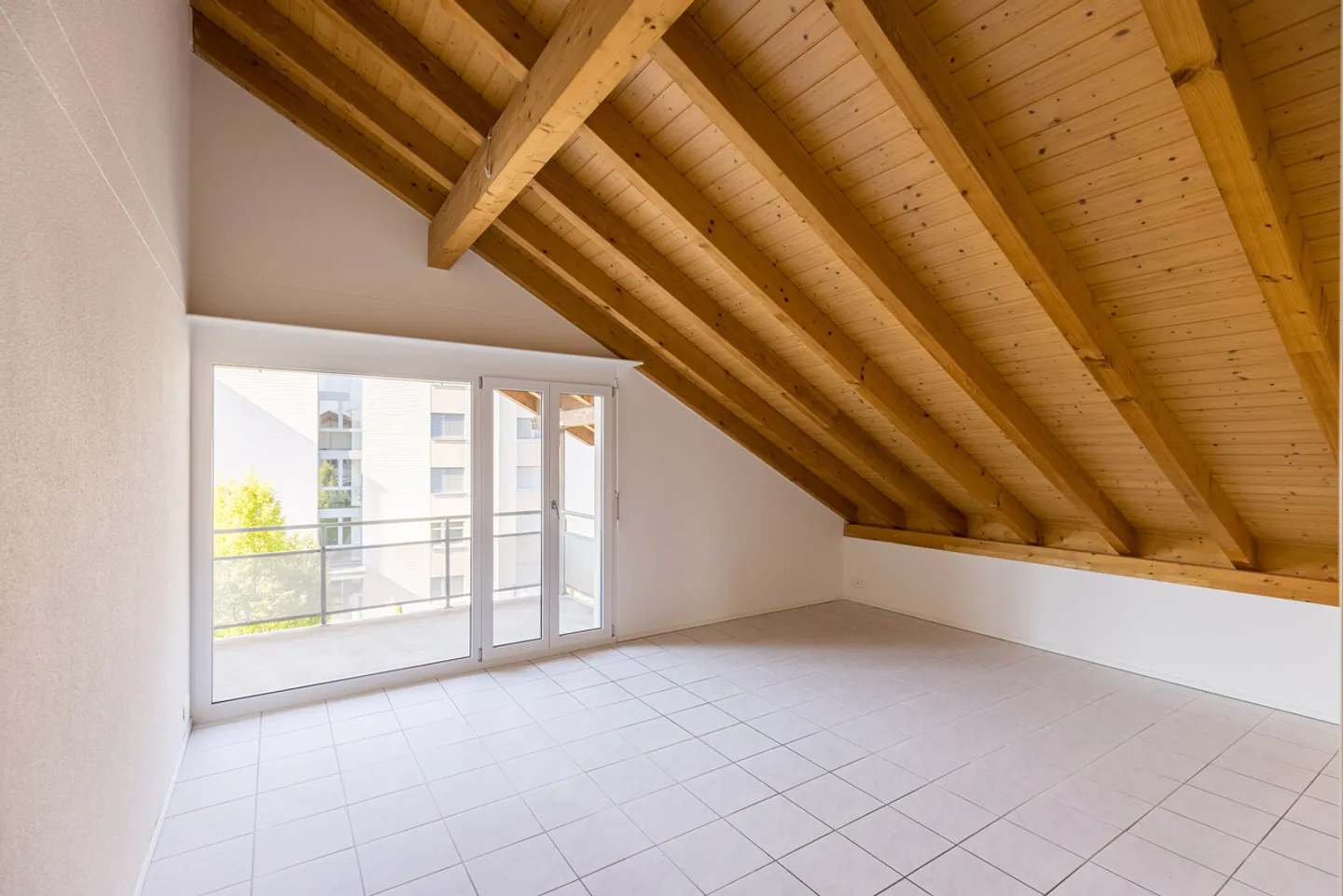 Modern multi-family house with parking garage in Wangen b. Olten - Photo 9 of 20