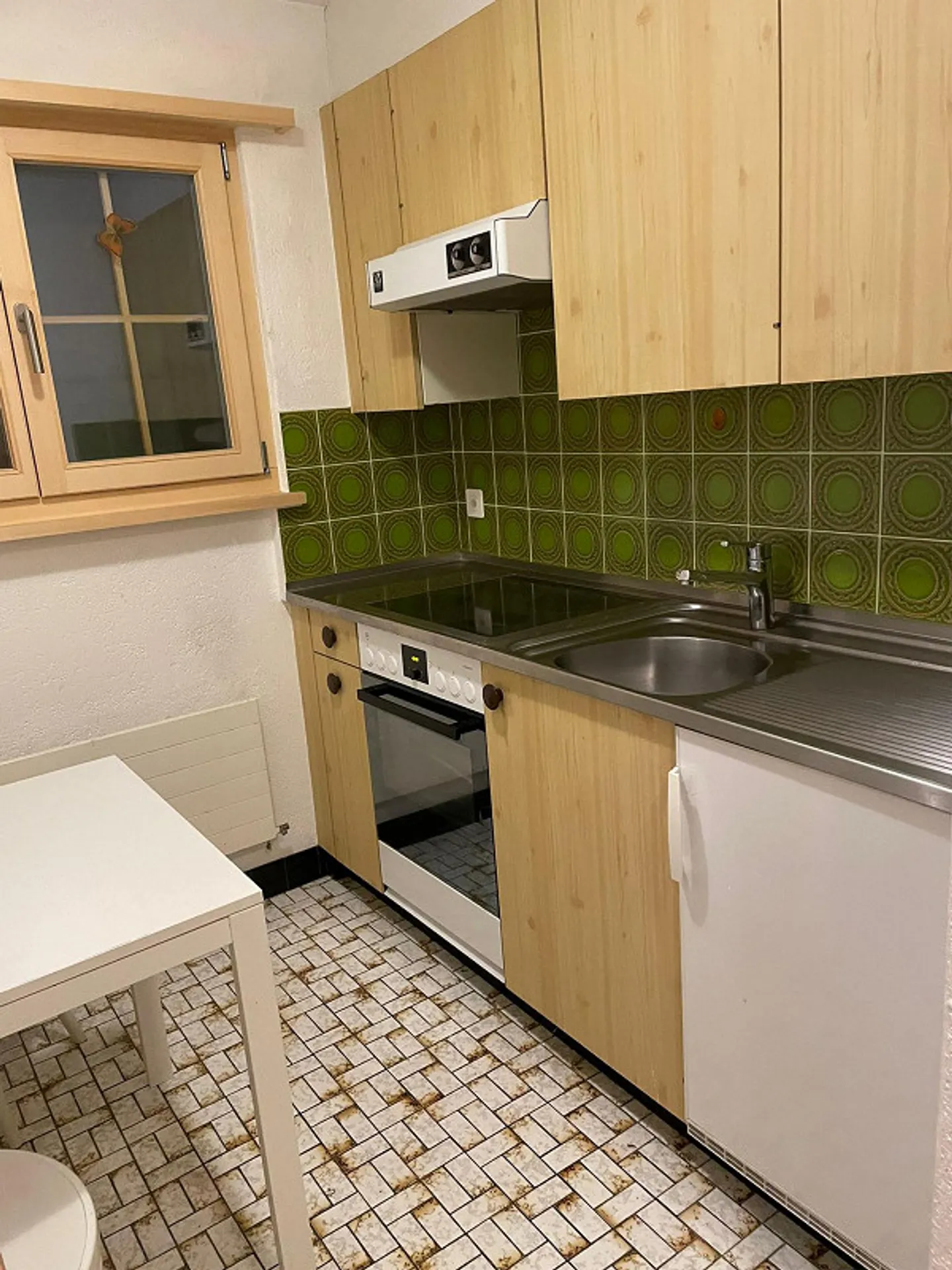 Looking for a new tenant for a partially furnished, cozy 1.5 room apartment - Photo 4 of 5