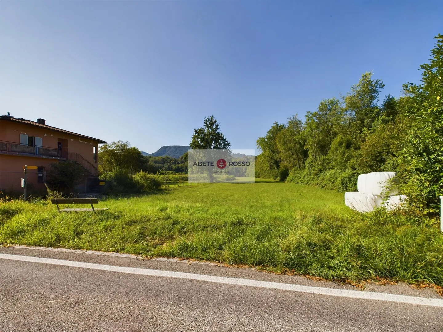 Casa con ufficio doganale per piccolo complesso residenziale o immobile redditizio a Malcantone - Foto 21 di 21