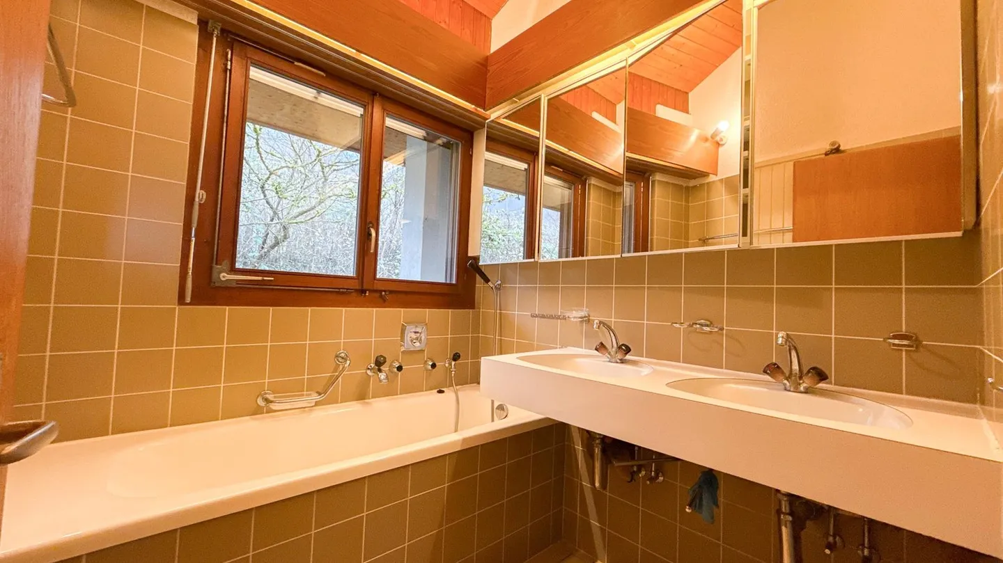 Vivere esclusivo / Casa unifamiliare di 6½ stanze al bordo della pendenza - Foto 10 di 10